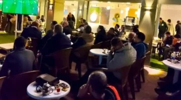 اللقاء المنتظر.. احتشاد جماهير البحيرة في النوادي أمام مواجهة مصر وبنين